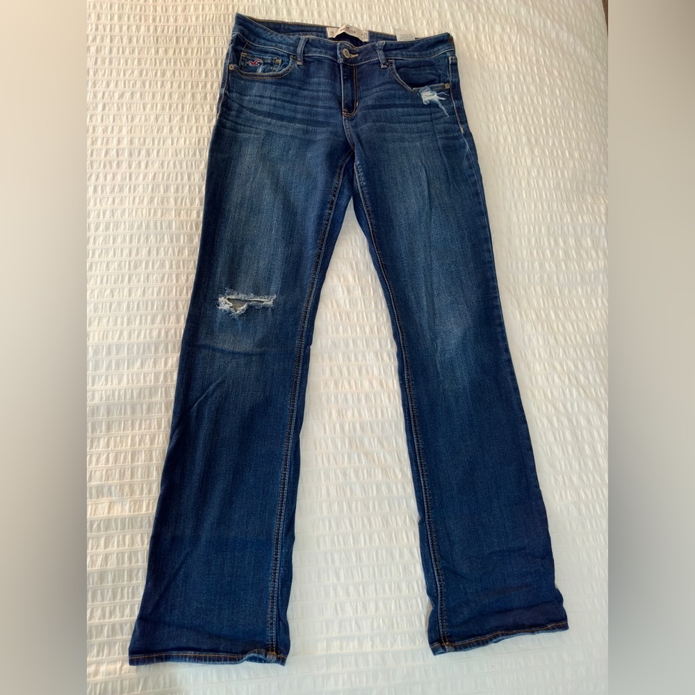 Hollister | Ripped Boot Cut Jeans (Size 9 Regular)